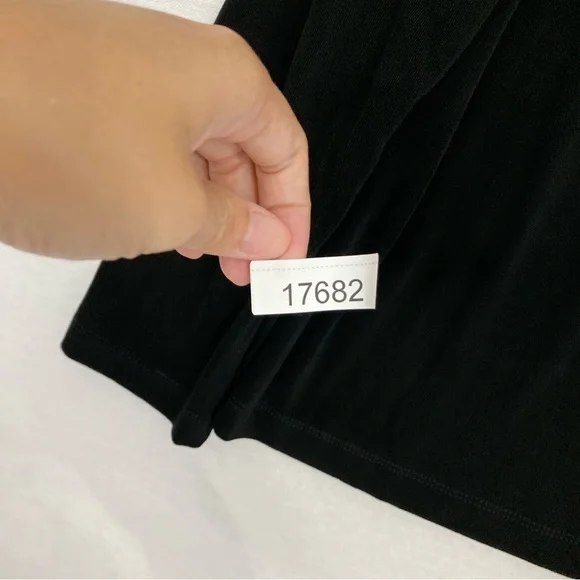 Chico's Travelers Black Slinky Knit Stretch Comfy Top XL/3 Minimalist - Picture 9 of 9